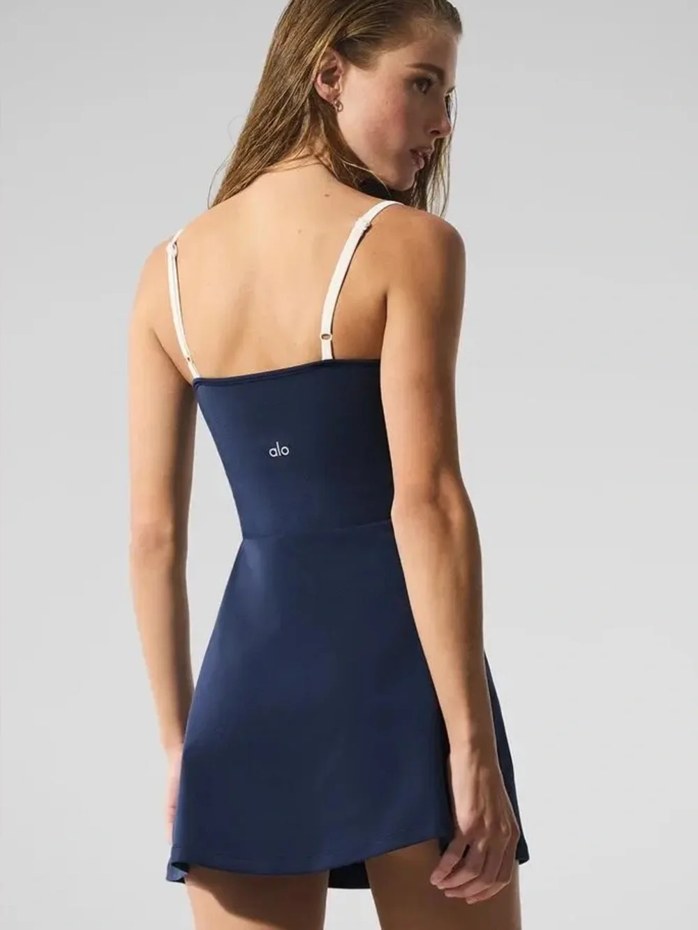 AIRBRUSH Streamlined Dress